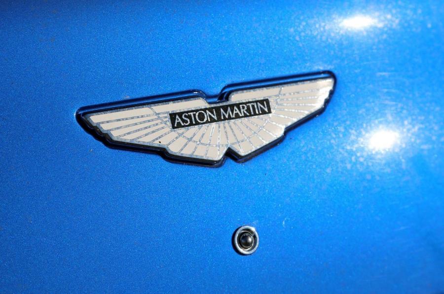 Логотип Aston Martin Vanquish 2012 года  (NA) (фото 139 из 182)